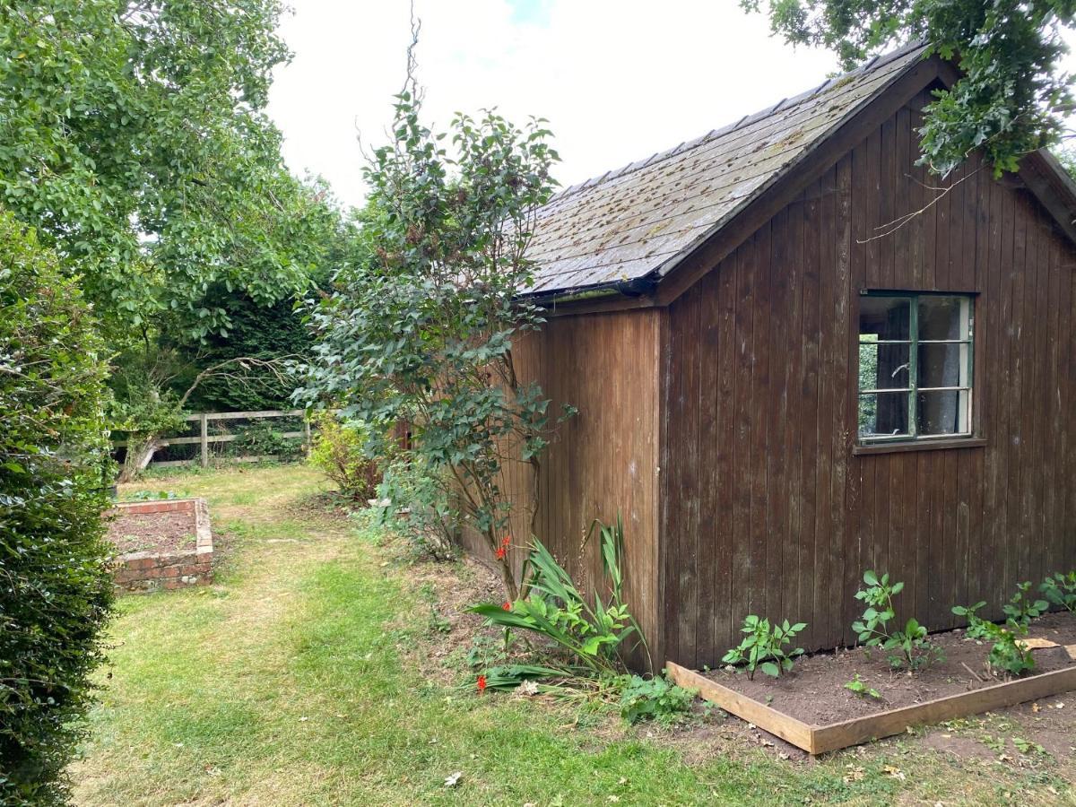 Orchard Cabin Herefordshire Wye Valley Ross-on-Wye Exterior foto
